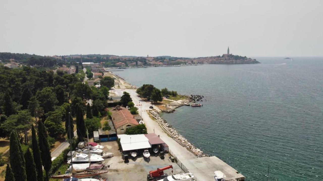 Mobile Homes Adriatic , Campsite Porton Biondi -ロヴィニ エクステリア 写真